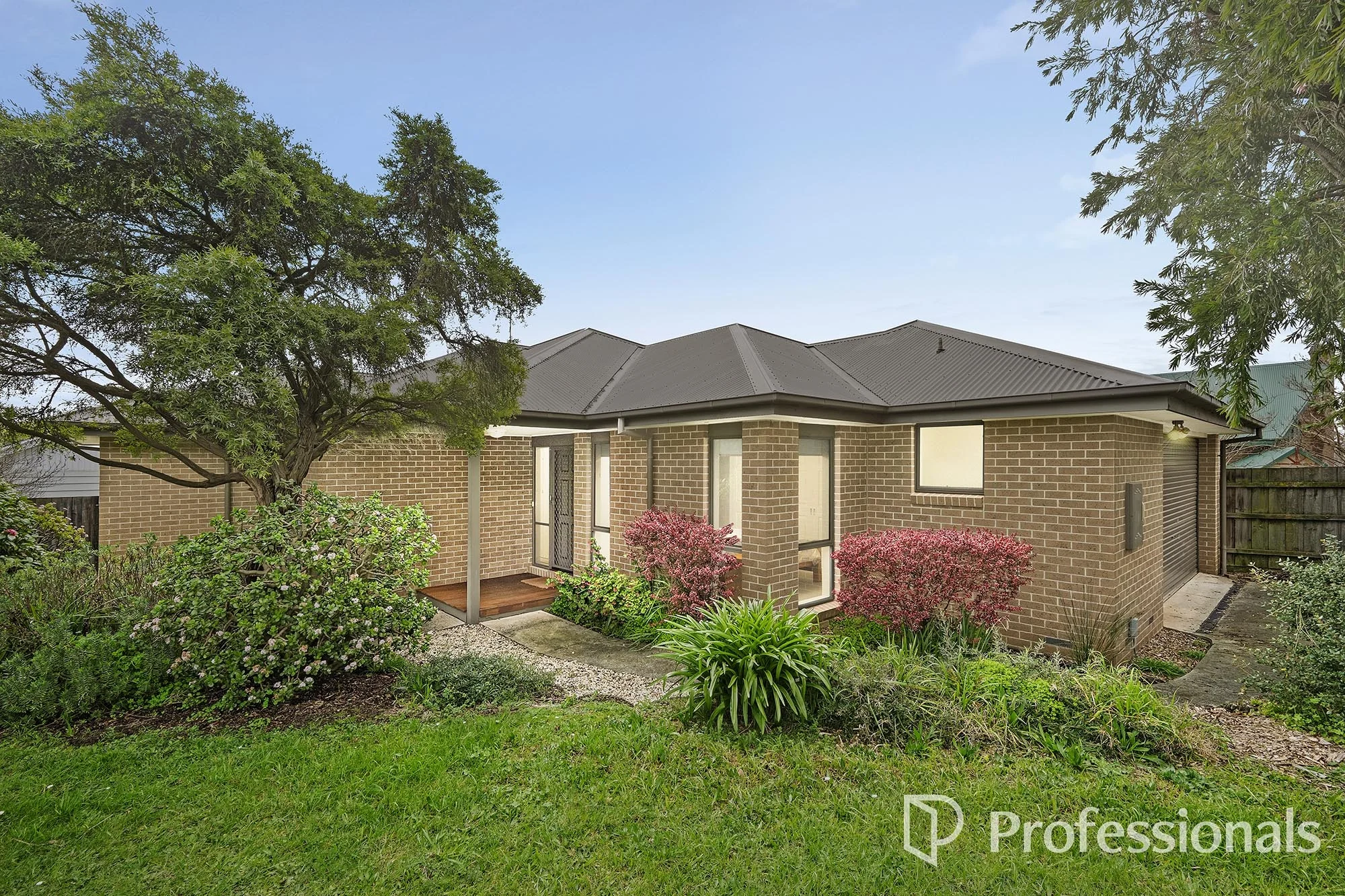1 View Street, Wandin North, Vic 3139