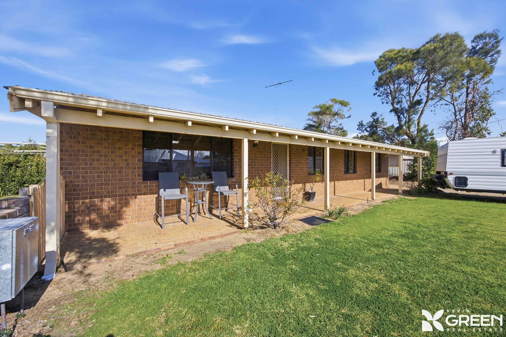 1 Volga Place, Greenfields, WA 6210
