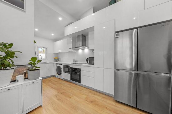 10 Ben Eden Street, Bondi Junction, NSW 2022