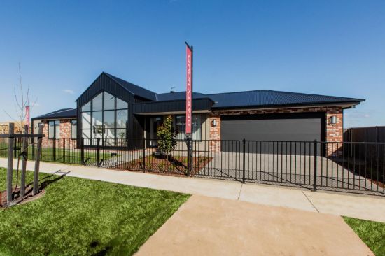 10 Blomeley Drive, Lucas, Vic 3350