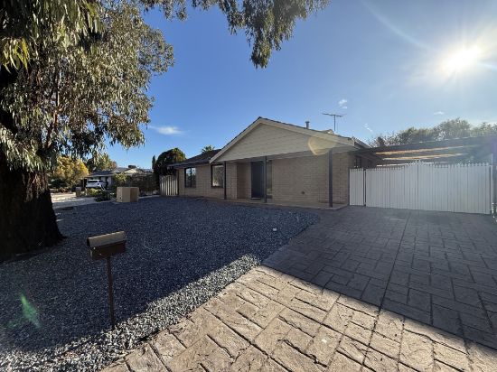 10 Brady Court, Pooraka, SA 5095