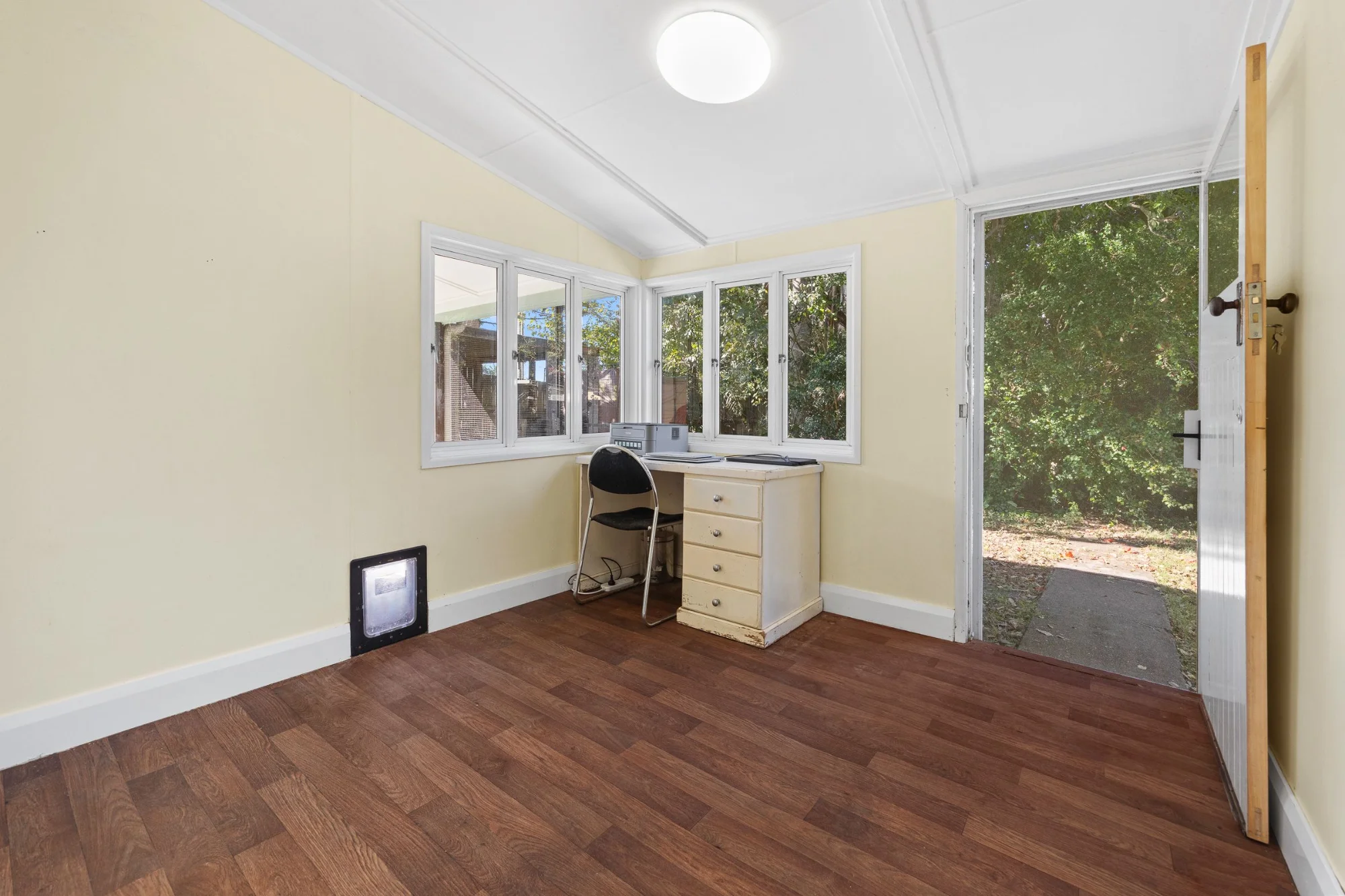 10 Charles Street, Brassall QLD 4305