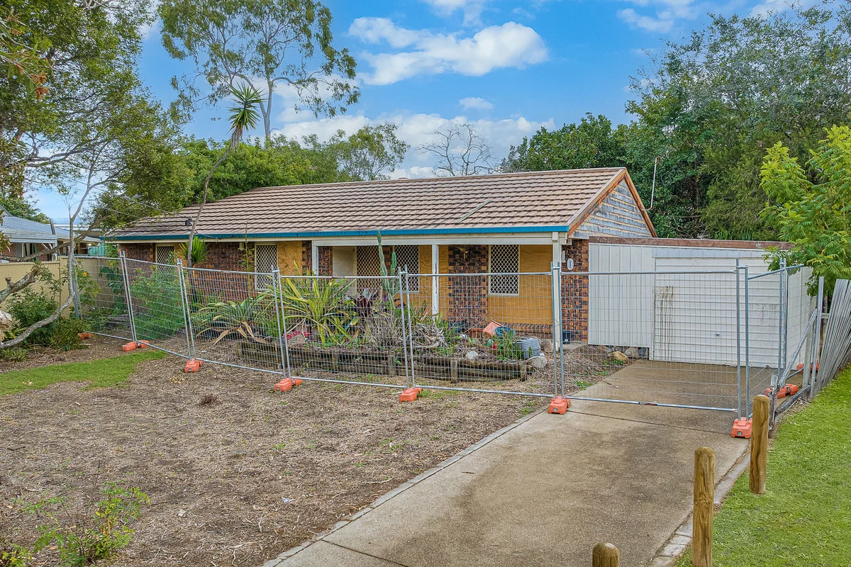 10 Coora Court, Hillcrest, Qld 4118