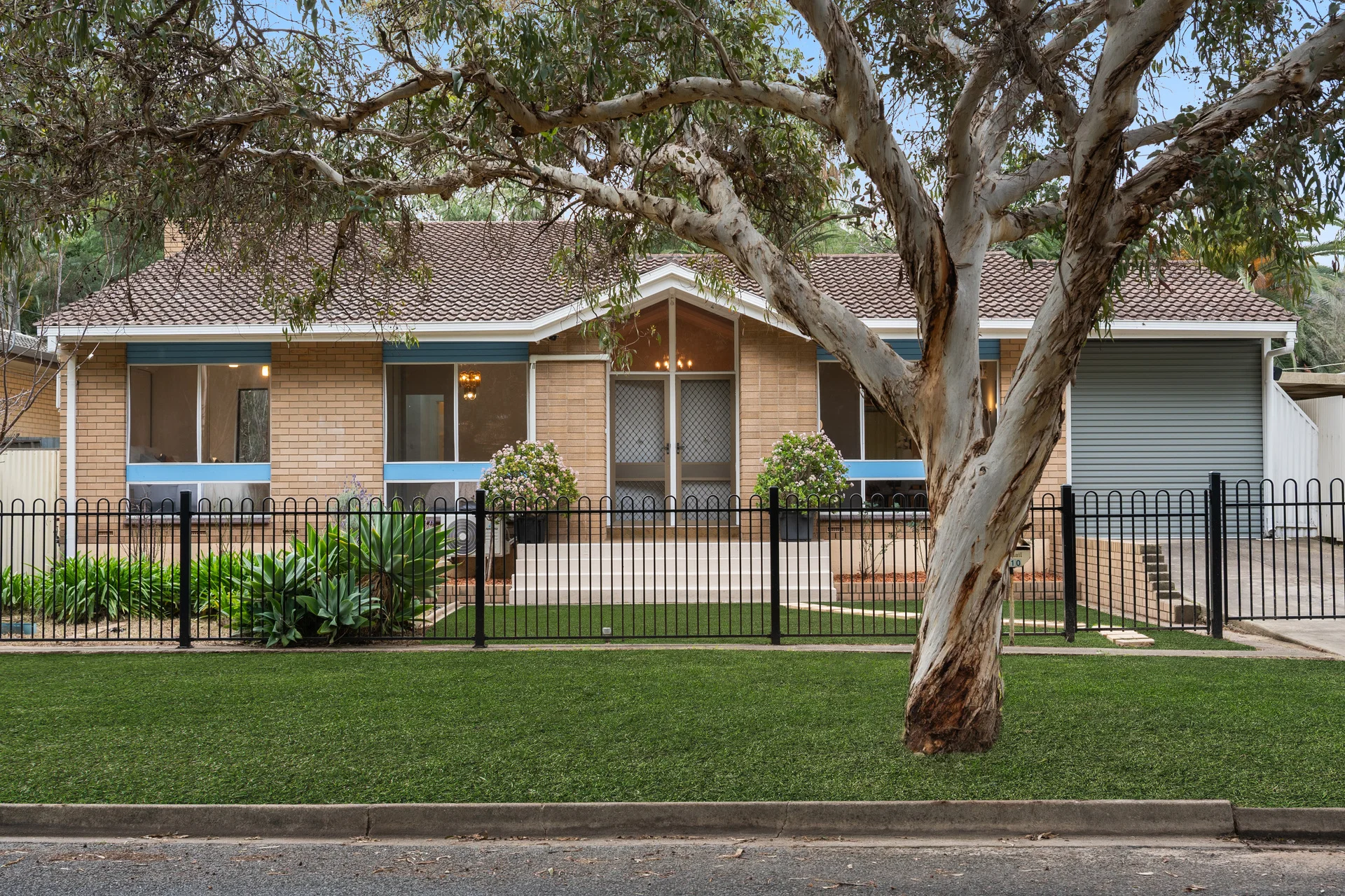 10  Edinburgh Road, Modbury, SA 5092