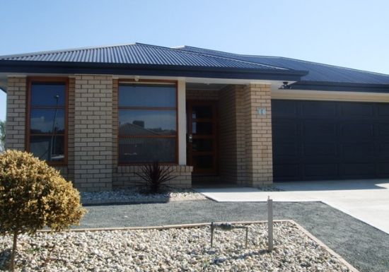 10 Fortescue Street, Wodonga, Vic 3690