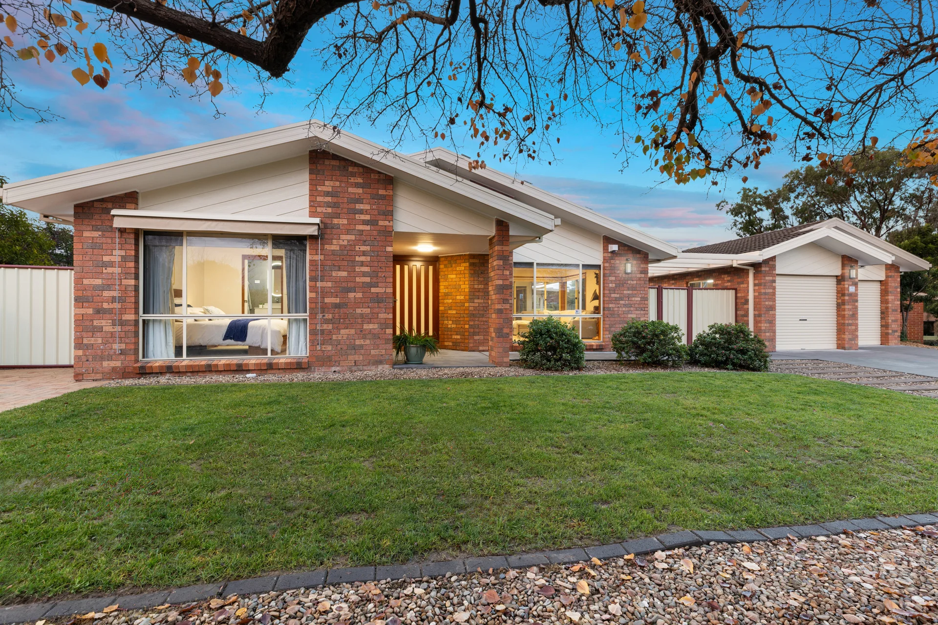 10 Harkness Street, Monash, ACT 2904