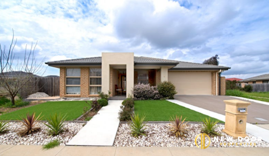 10 Hesba Brinsmead Street, Franklin, ACT 2913