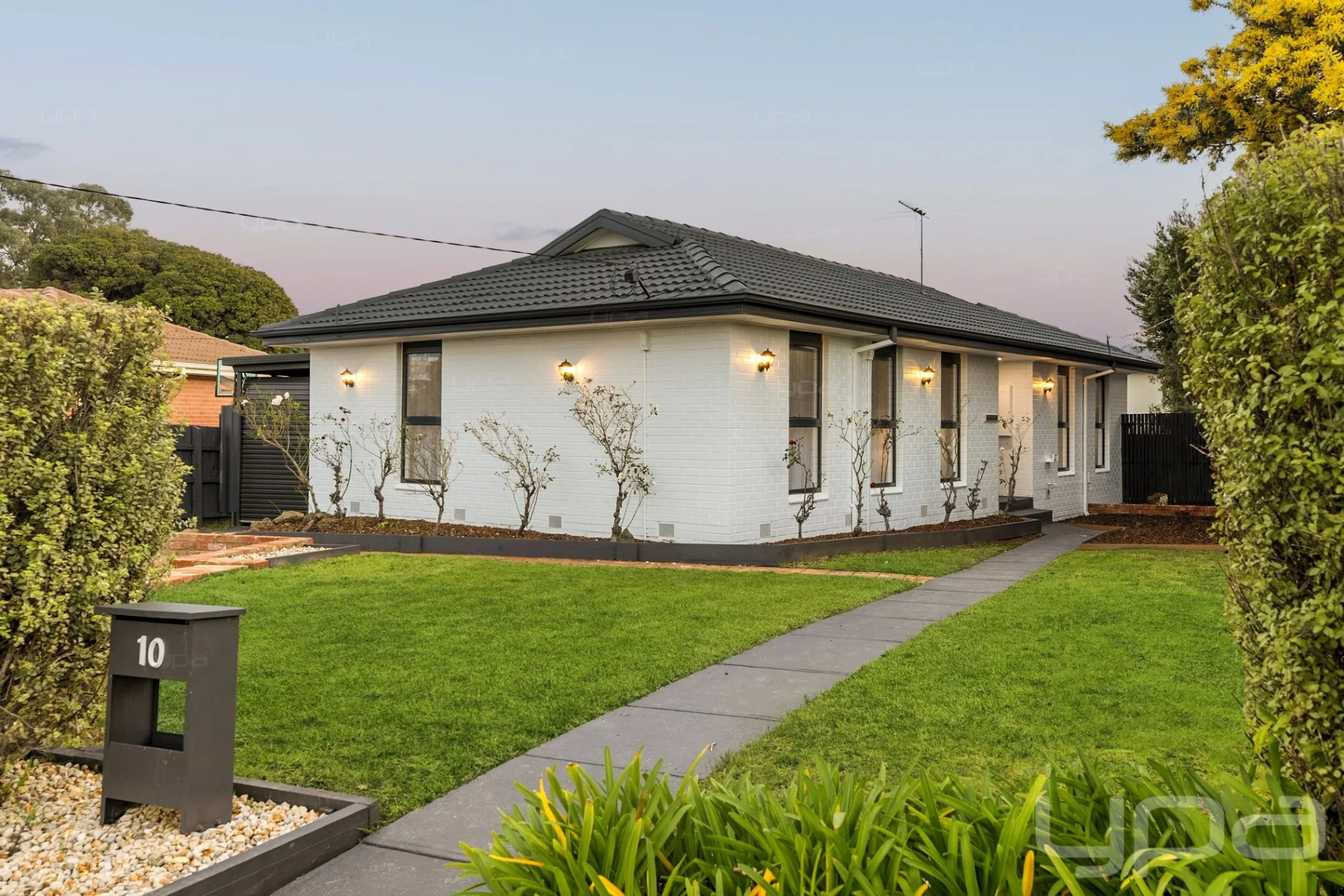 10 Hesse Court, Westmeadows, Vic 3049