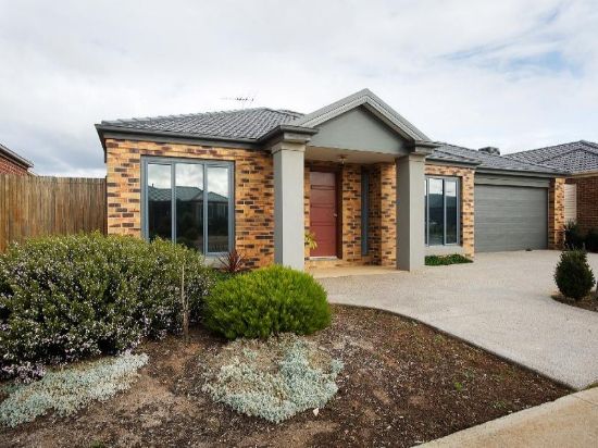 10 Indigo Sq, Brookfield, Vic 3338