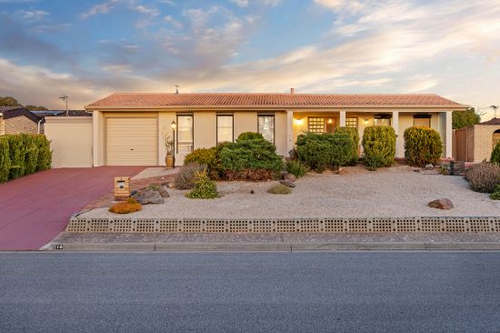 10 Intrepid Crescent, Hallett Cove, SA 5158