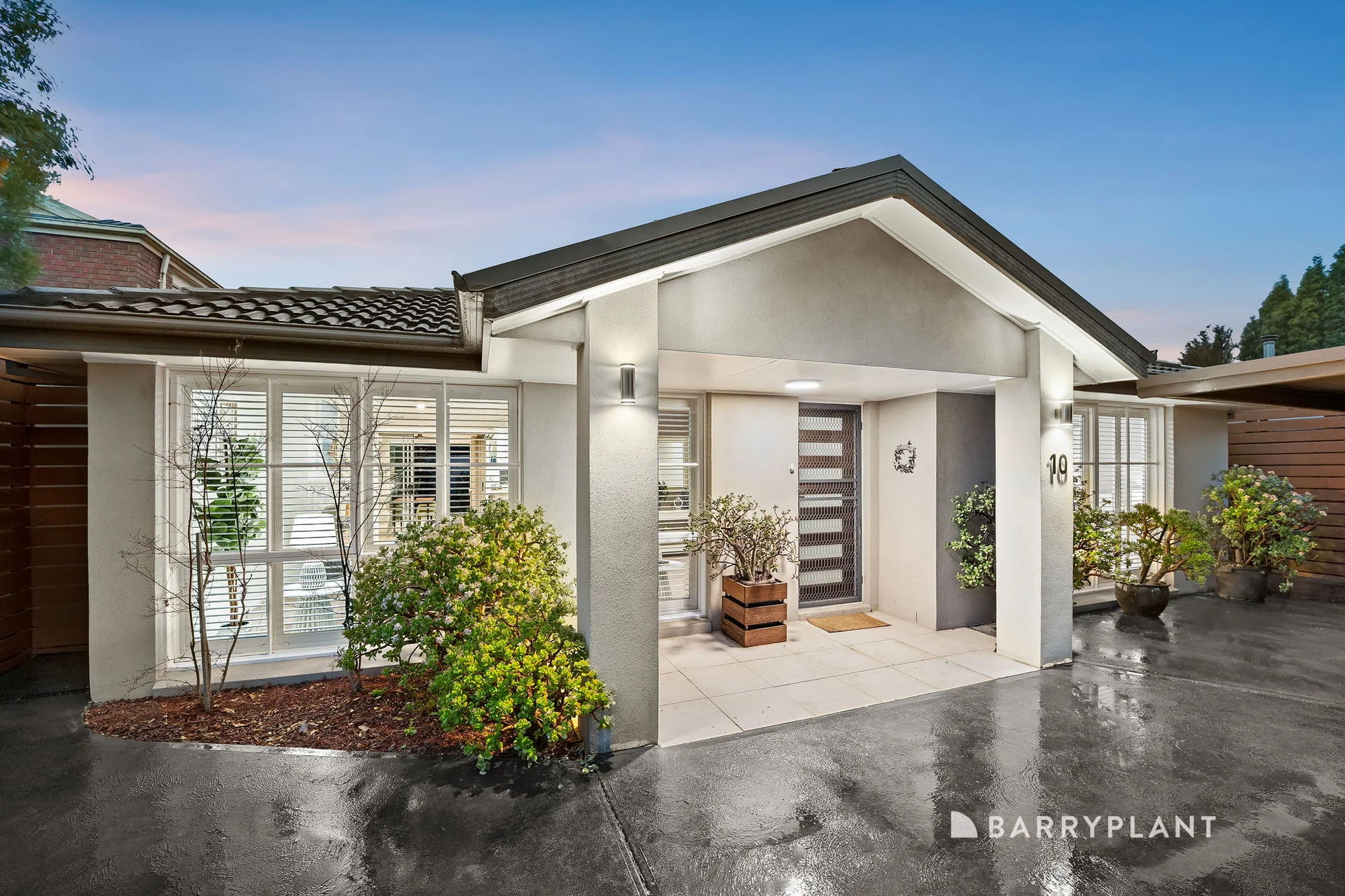 10 Jenola Parade, Wantirna South, Vic 3152