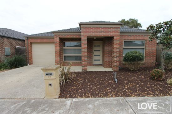 10 Larnook Place, South Morang, Vic 3752