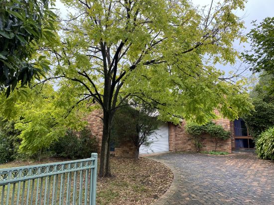 10 Leonard Street, Deepdene, Vic 3103