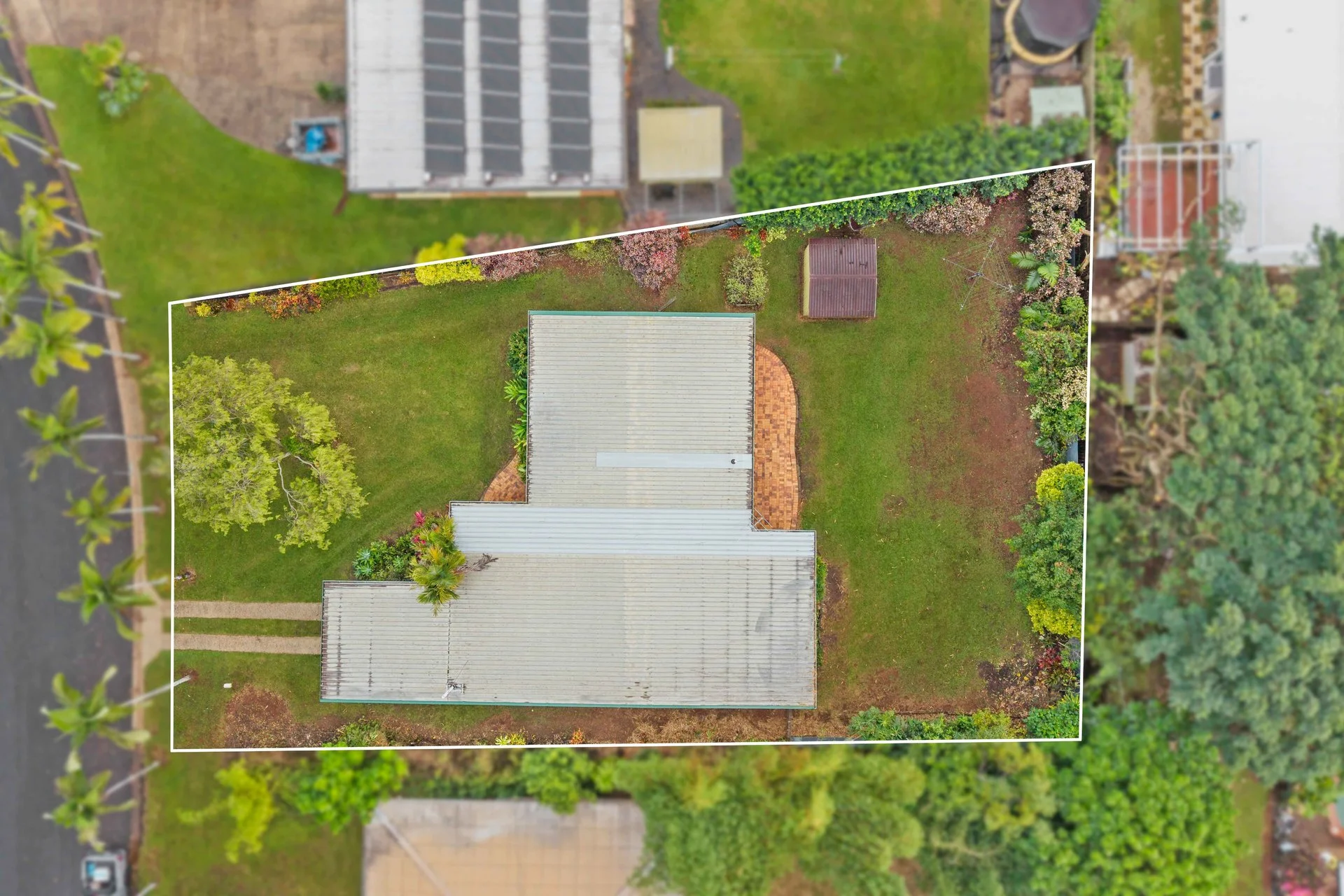 10 Park Street, Bayview Heights, Qld 4868