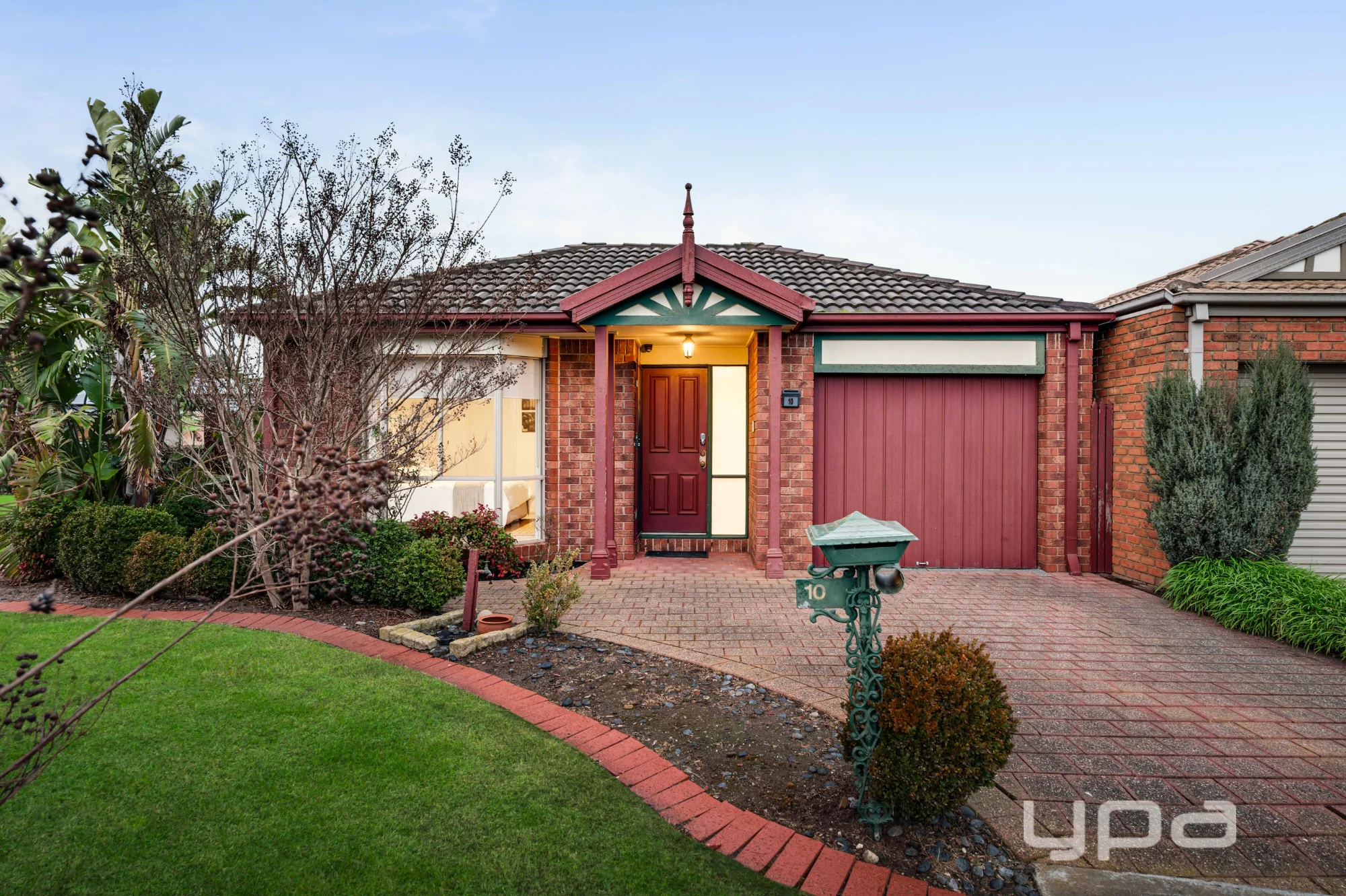10 Parkhill Court, Westmeadows, Vic 3049