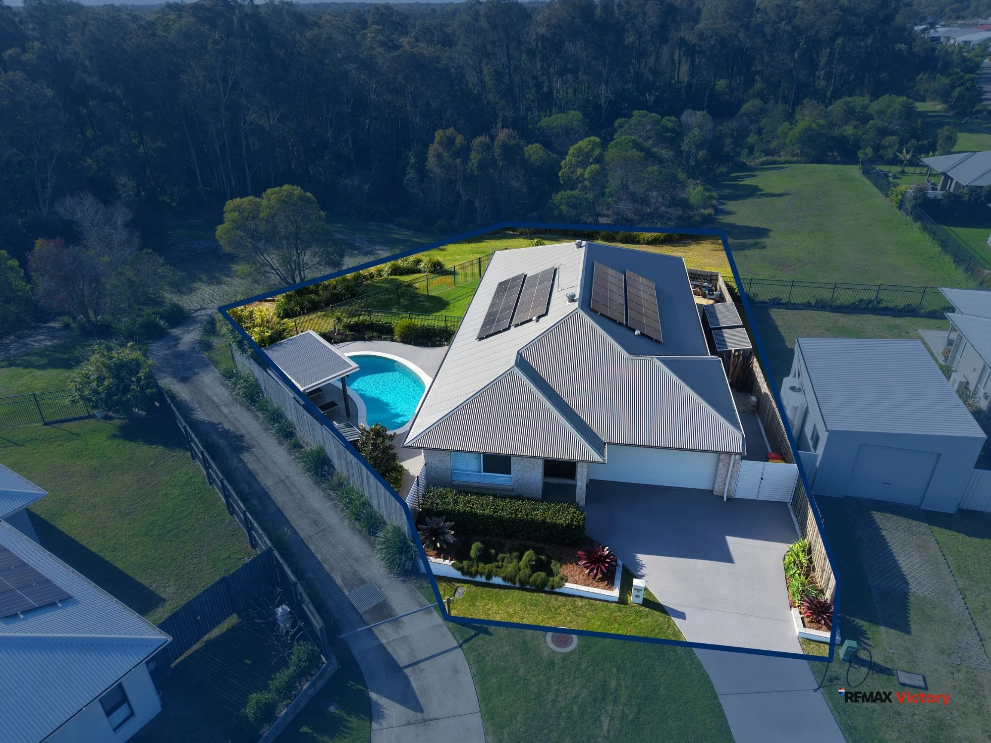 10 Perignon Circuit, Beachmere, Qld 4510