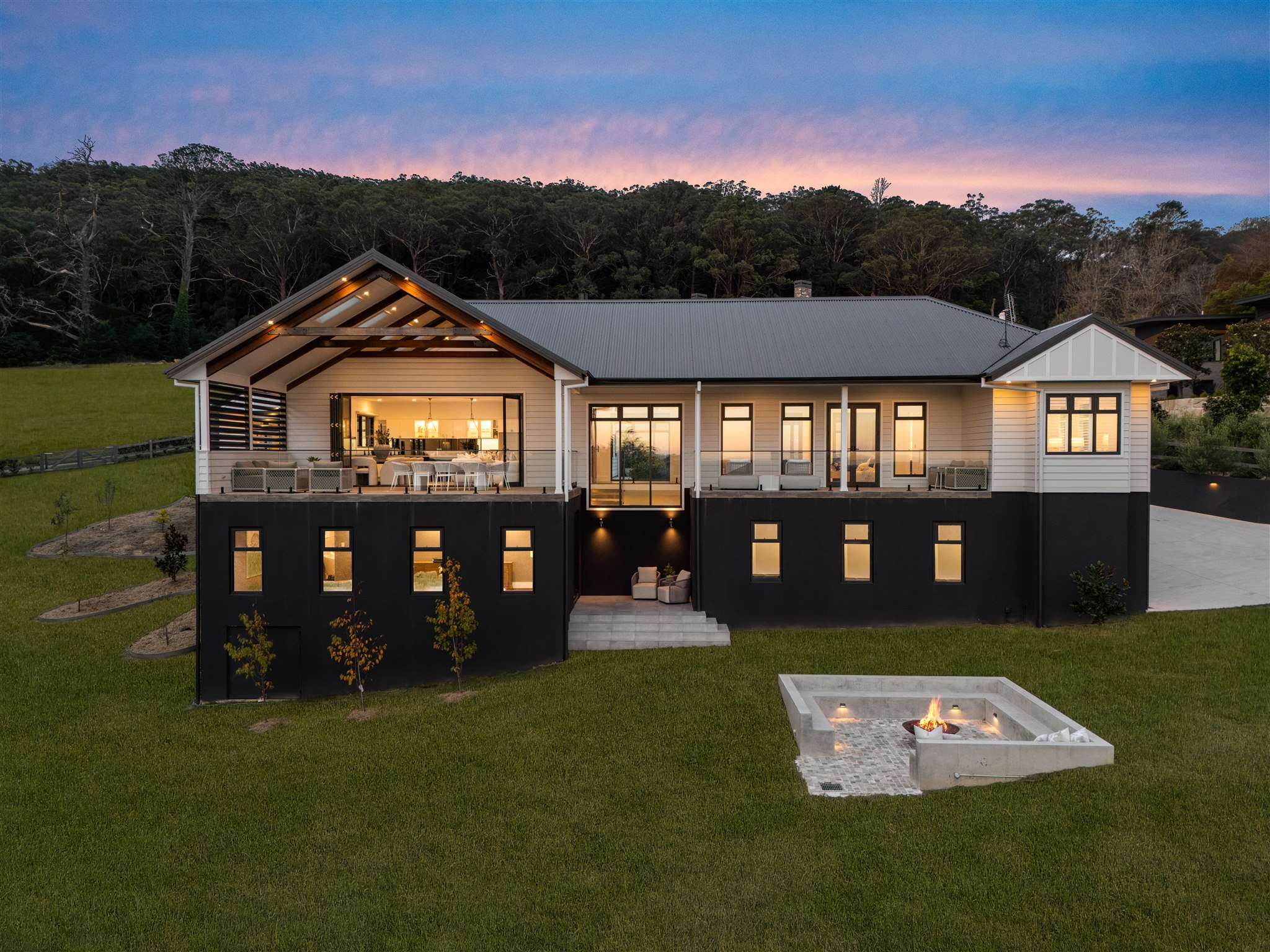 10 Queen Street, Bowral, NSW 2576 10 Queen Street, Bowral, NSW 2576