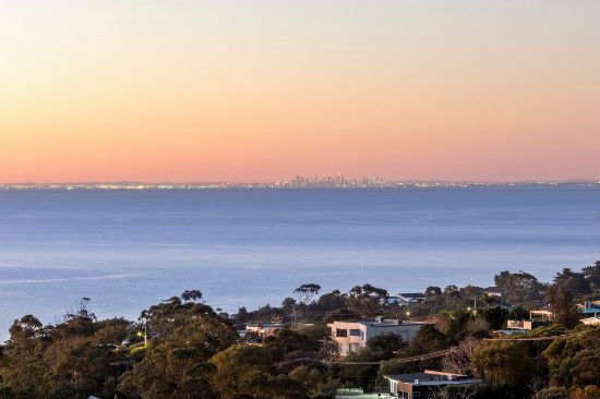 10 Rockleigh Drive, Mount Martha, Vic 3934