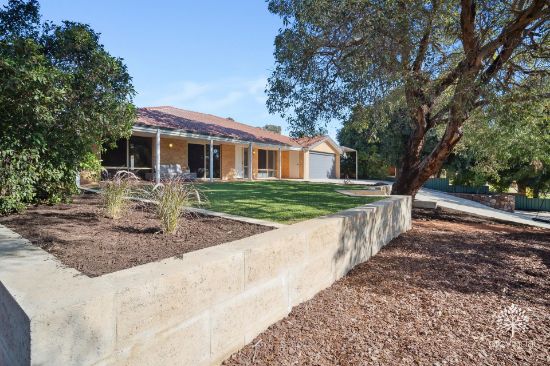10 Rootes Road, Lesmurdie, WA 6076