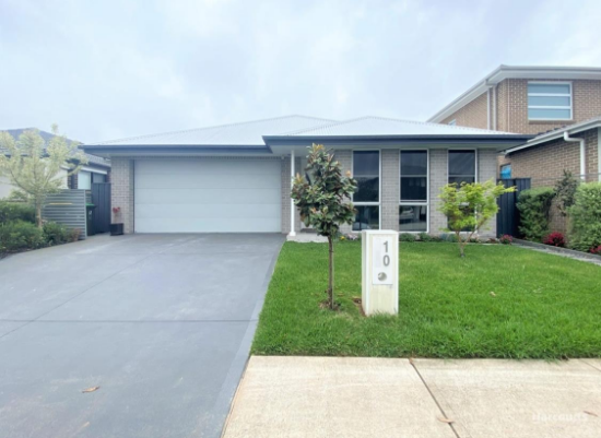10 Rosemount Drive, Catherine Field, NSW 2557