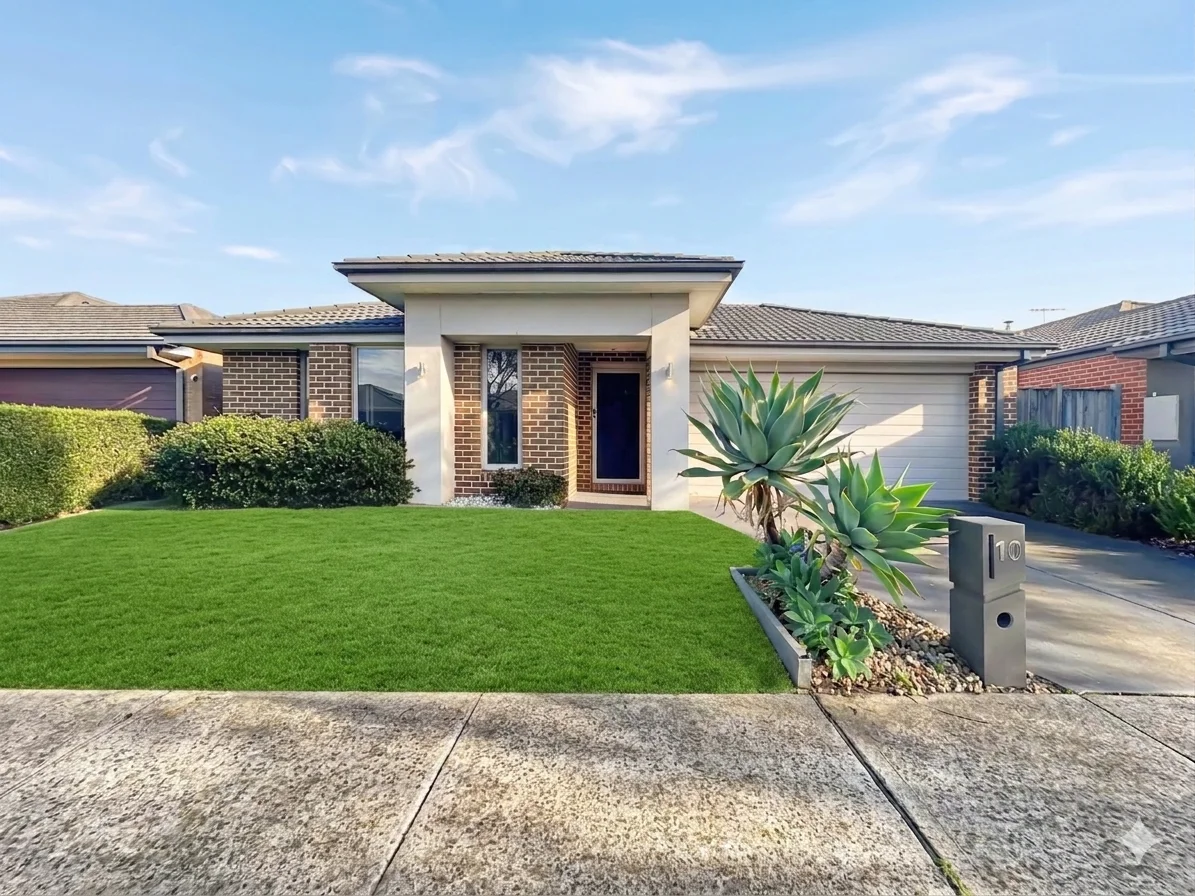 10 Statham View, Cranbourne West VIC 3977