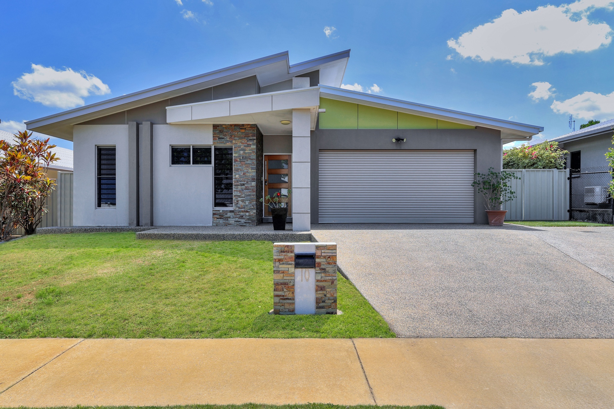 10 Thomson Street, Durack, NT 0830 10 Thomson Street, Durack, NT 0830