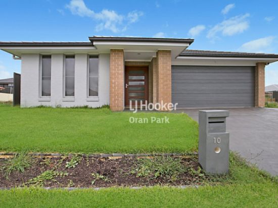 10 Thorpe Circuit, Oran Park, NSW 2570