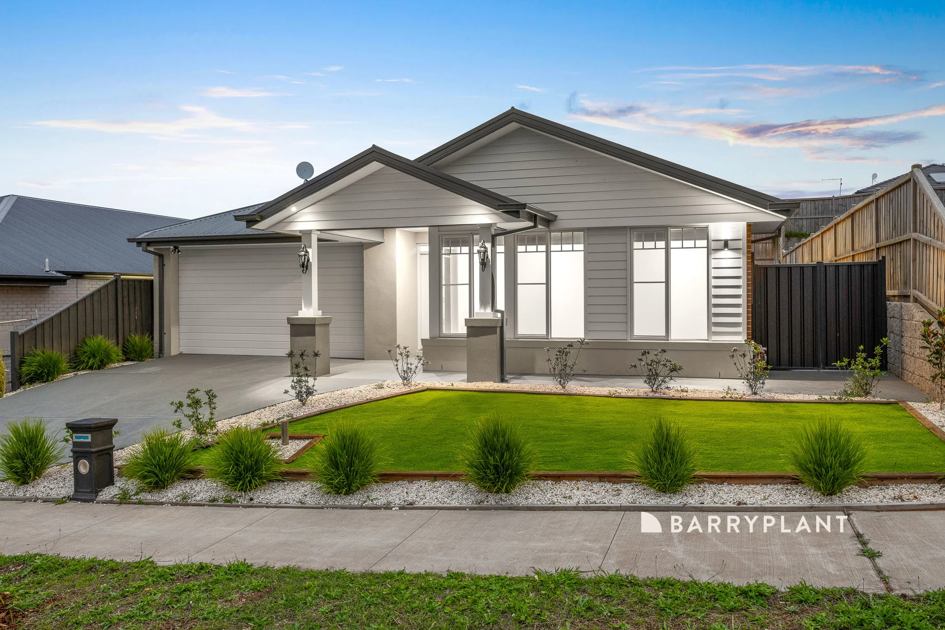 10 Toland Avenue, Warragul, Vic 3820