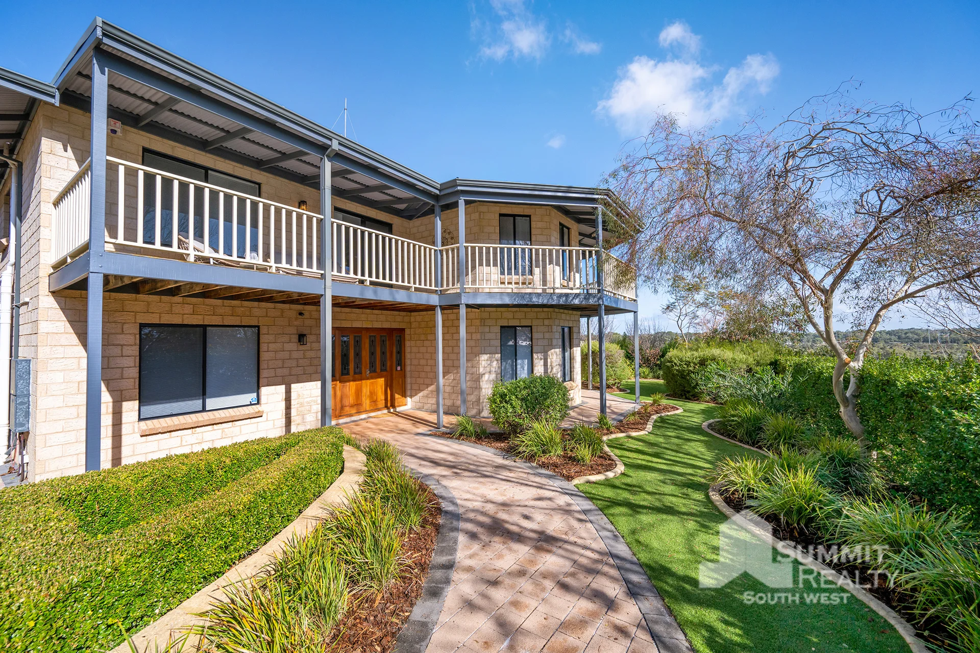 10 Trinity Rise, College Grove, WA 6230
