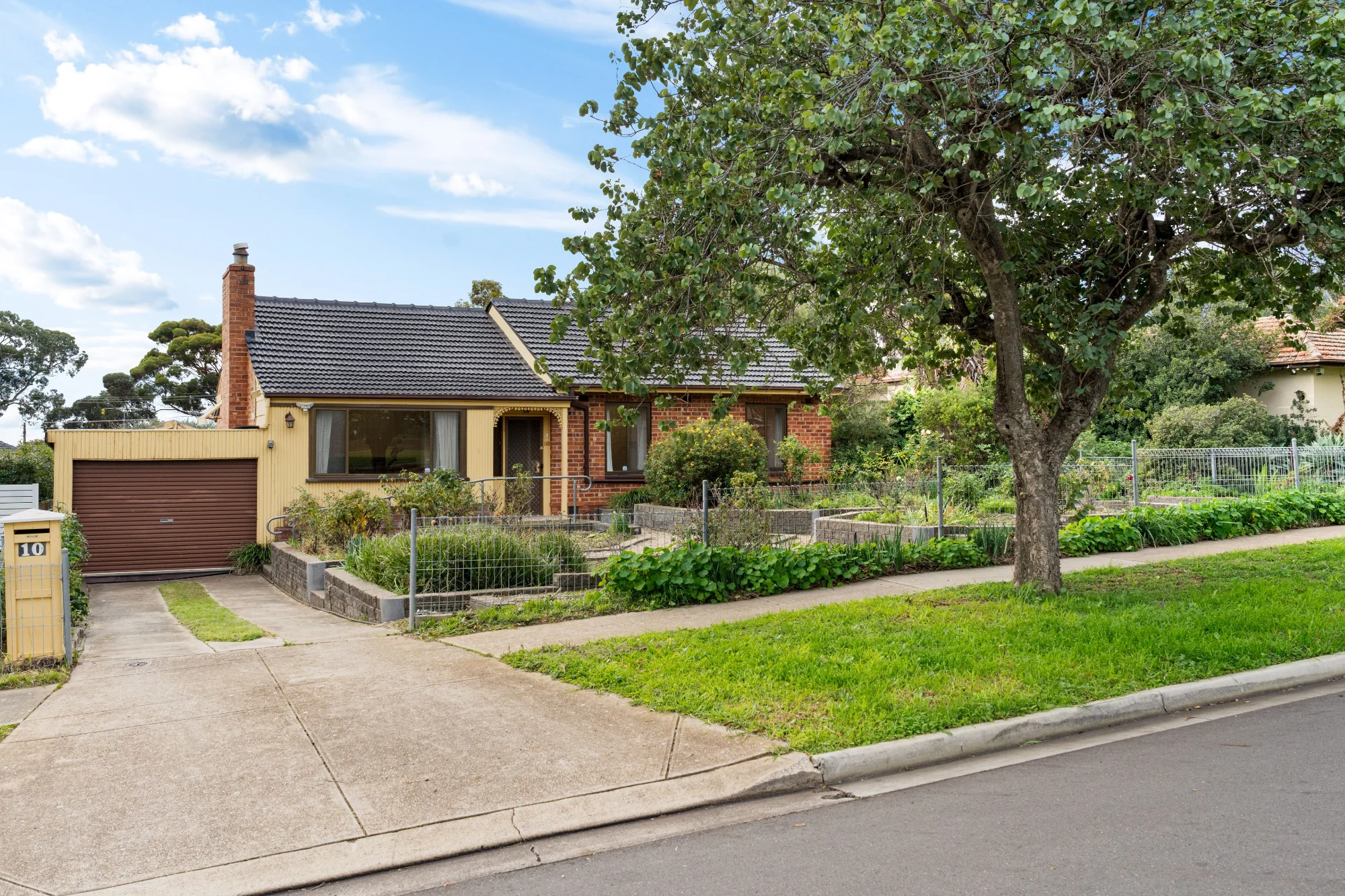 10 Turner Avenue, Clearview SA 5085