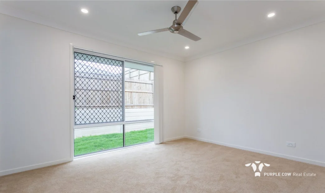 102 Russell Luhrs Way, Spring Mountain, Qld 4300