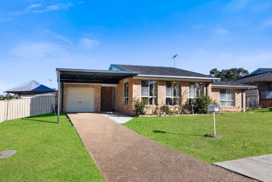 104 Cleopatra Drive, Rosemeadow, NSW 2560