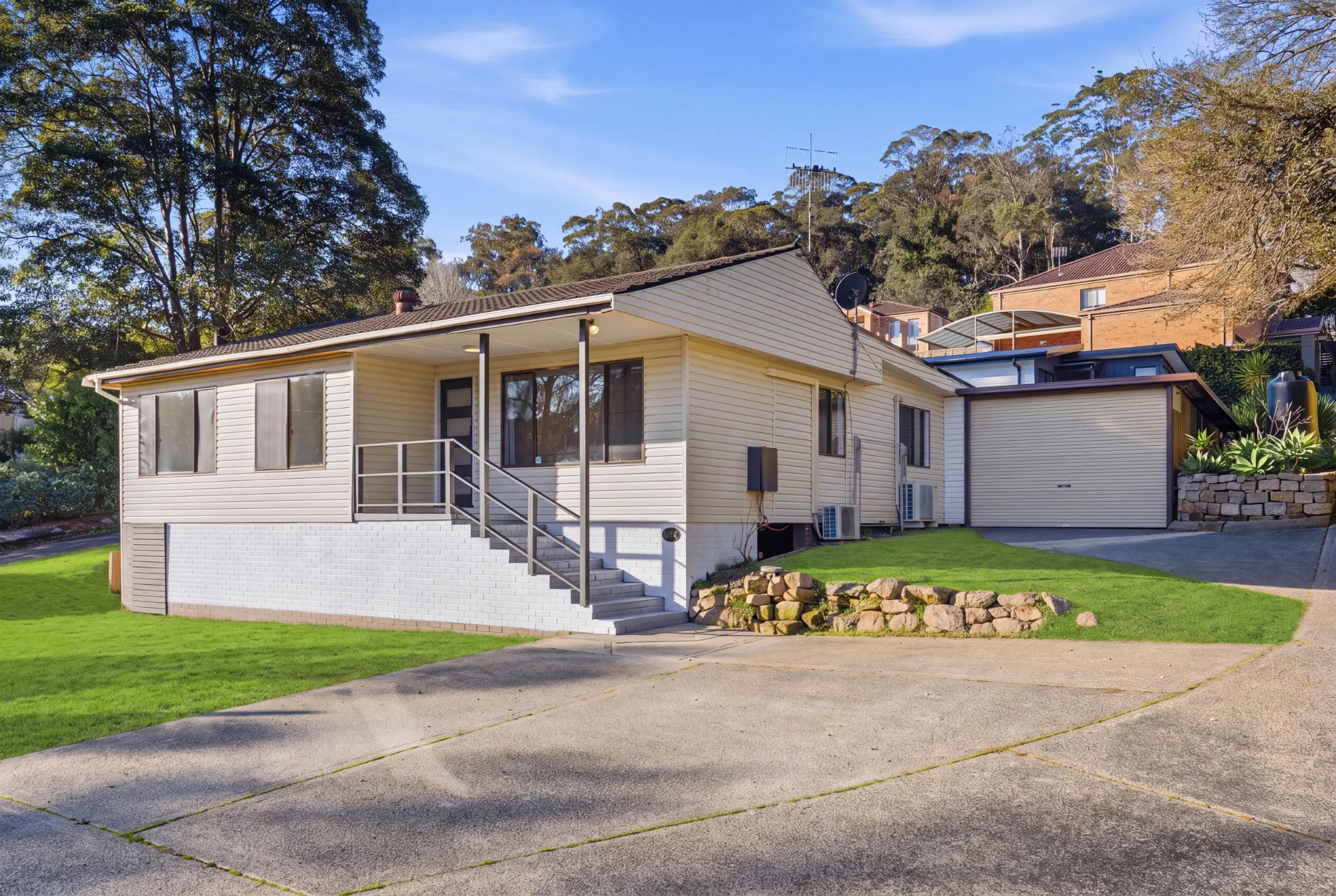104 The Round Dr, Avoca Beach, NSW 2251