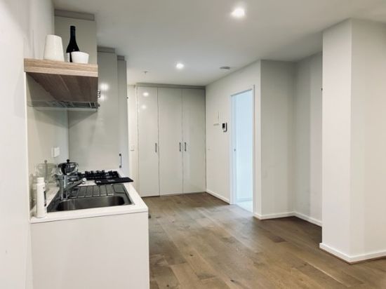 108/1-3 Ashted Road, Box Hill, Vic 3128