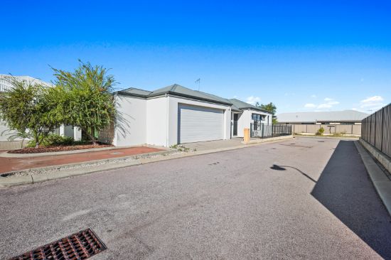 10A Terracina Parkway, Piara Waters, WA 6112