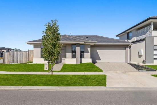 11 Albus Crescent, Officer, Vic 3809