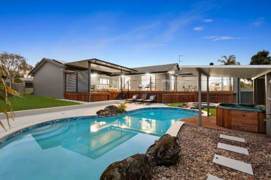 11 Beecroft Place, Robina, Qld 4226