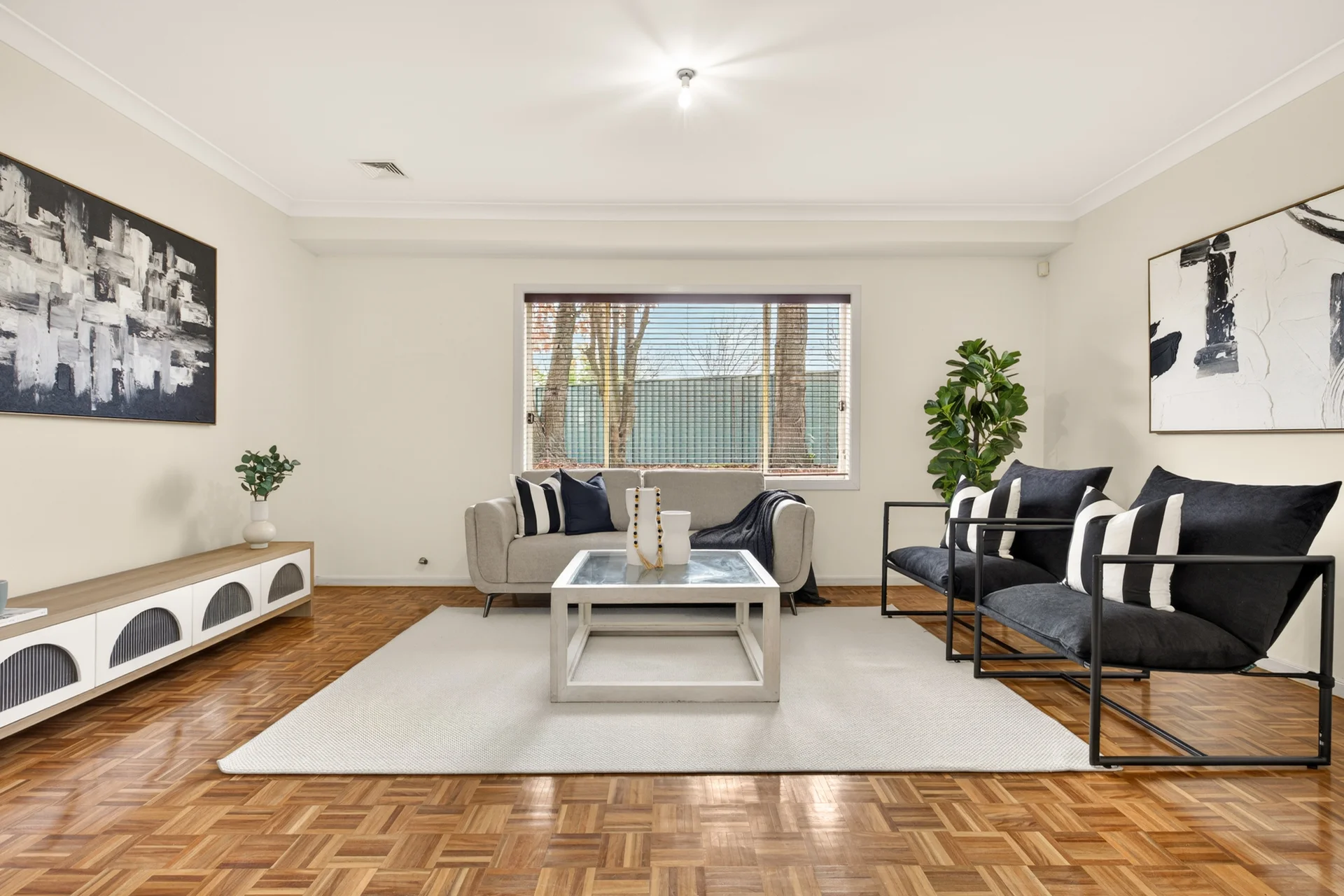 11 Dormer Grove, Quakers Hill, NSW 2763