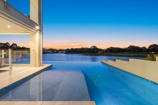 11 Francis Court, Pelican Waters, Qld 4551