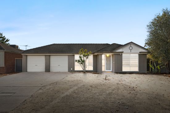 11 Greenwich Close, Wyndham Vale, Vic 3024