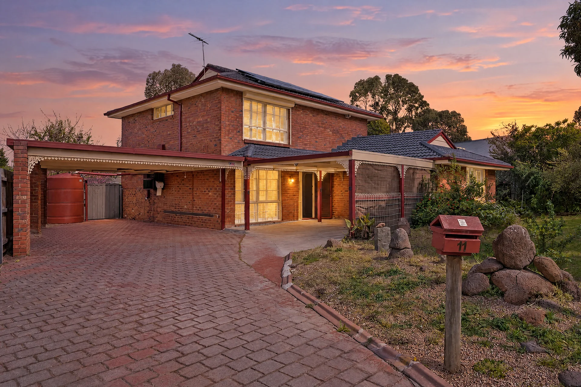11 Heatherglade Place, Melton West, Vic 3337