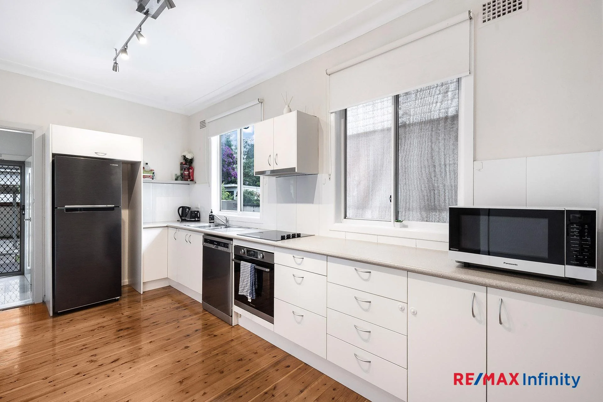 11 Kent Road, North Ryde, NSW 2113