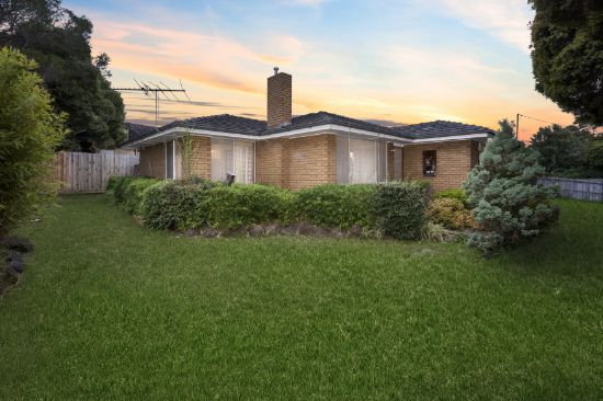 11 Laura Rd, Knoxfield, Vic 3180