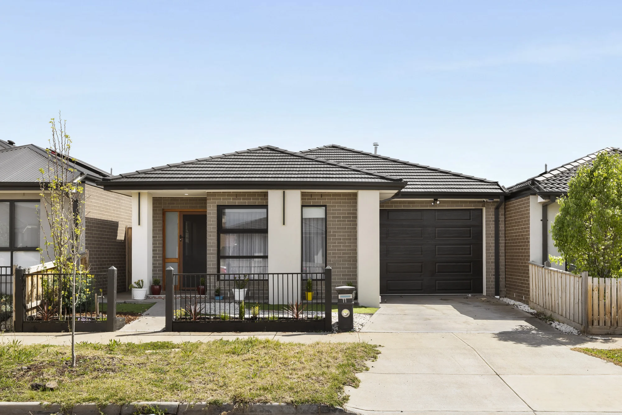 11 Lilypad Way, Rockbank, Vic 3335