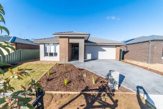 11 Loriini Place, Kangaroo Flat, Vic 3555
