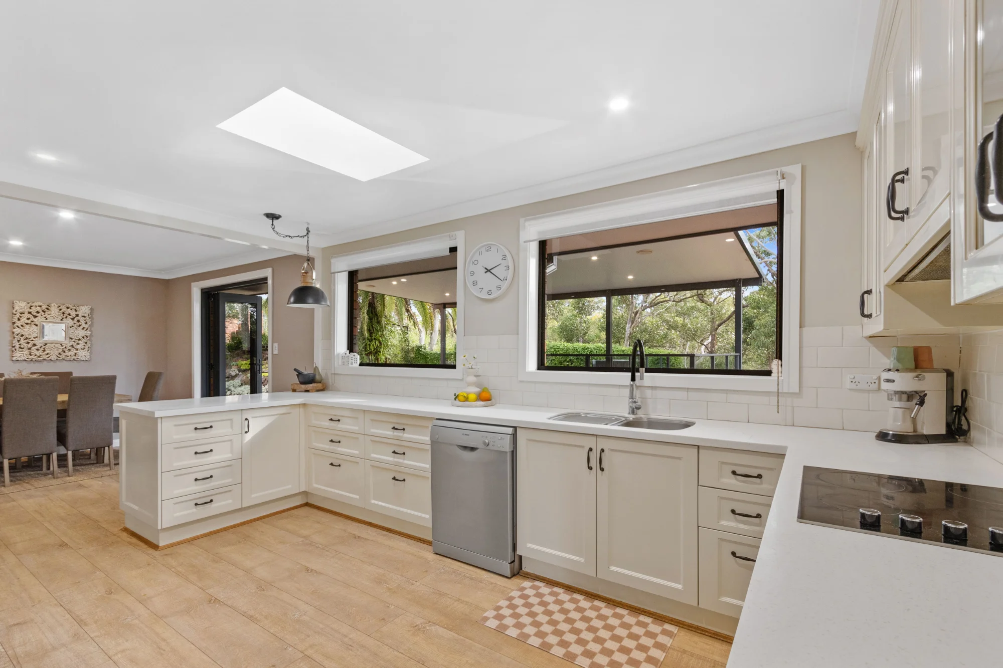 11 Mulga Place, Kirrawee NSW 2232