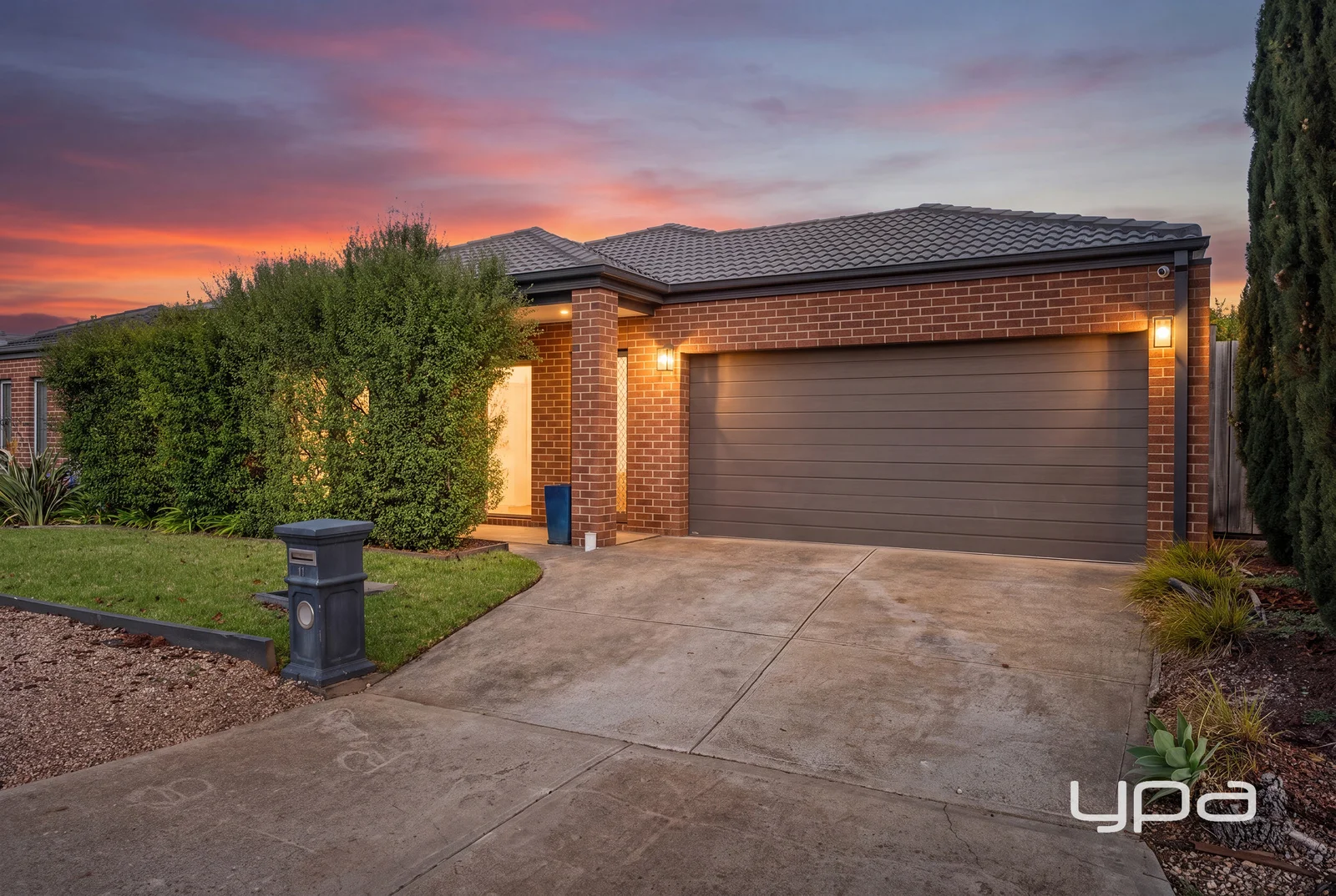 11 Nantha Way, Brookfield, Vic 3338