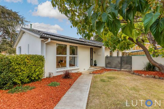 11 Simson Place, Kambah, ACT 2902