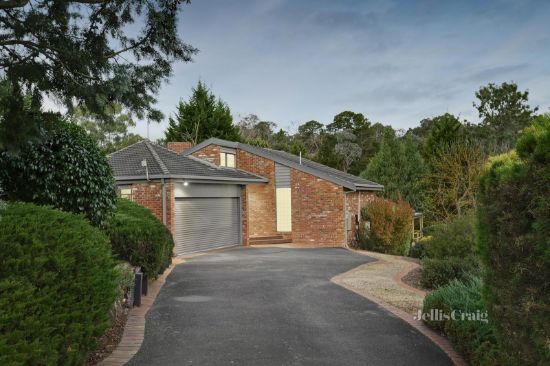 11 Talwong Court, Research, Vic 3095