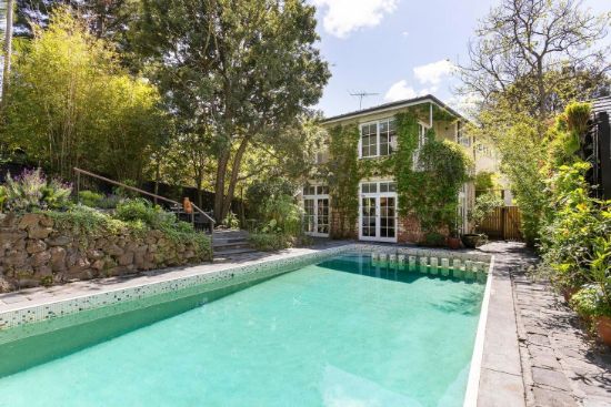 11 Turnbull Avenue, Toorak, Vic 3142